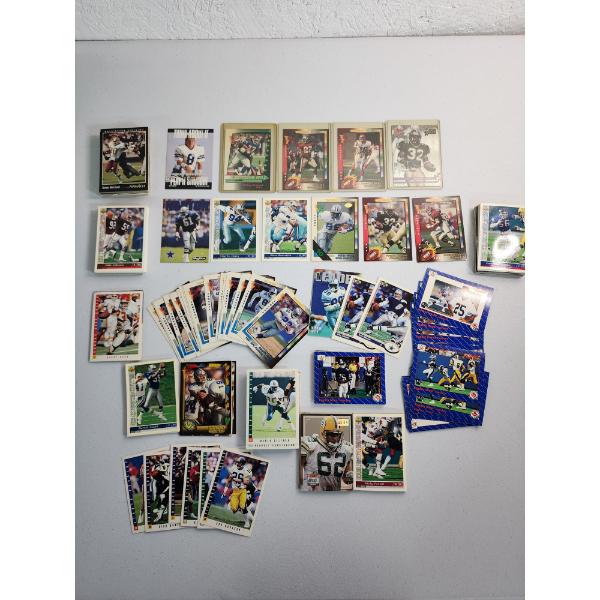 Large Lot of Assorted 1990's Football Trading Cards: Score, Pinnacle, AAA Sports, Pro Set
