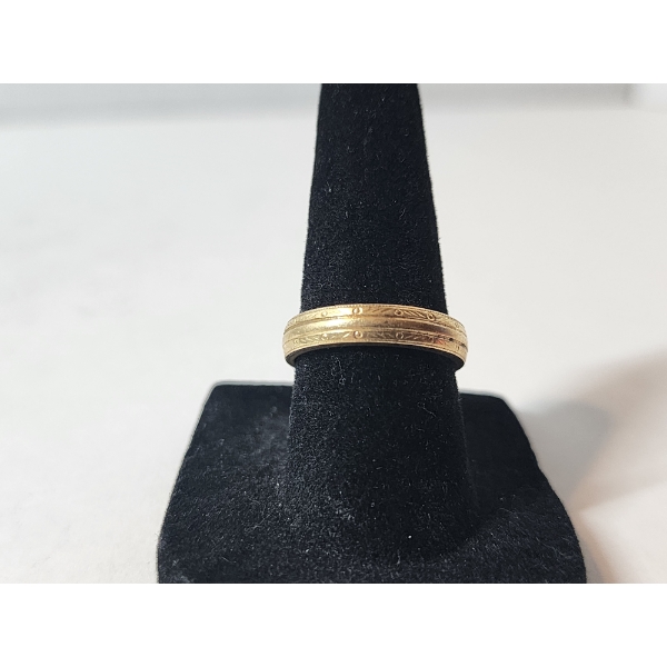 Excellent 14K Yellow Gold Detailed Band - Size 6.5 - TW: 4.4g