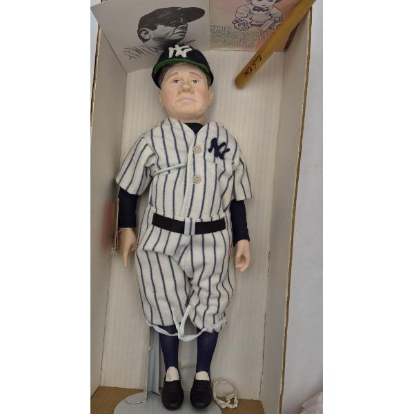 BASEBALL COLLECTIBLE EFFANBEE  #7651 BABE RUTH  DOLL - NEW IN BOX - 16" TALL W STAND - SEE PICS