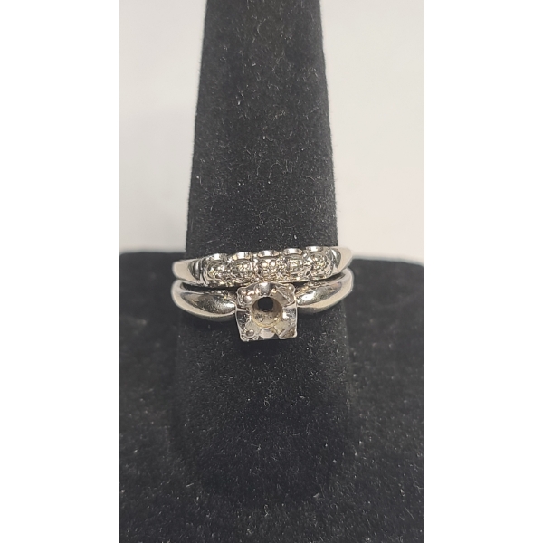 14K White Gold Bridal Set Ring With Empty 4 Prong Solitaire Head & Diamonds -Size 6.5 - Weight: 4.6g