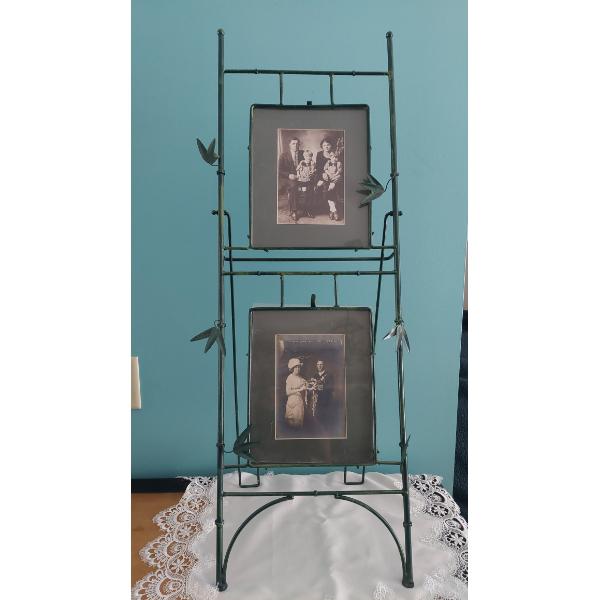 Tall Wire Stand / Photo Frame Display - 12" x 36" As Shown