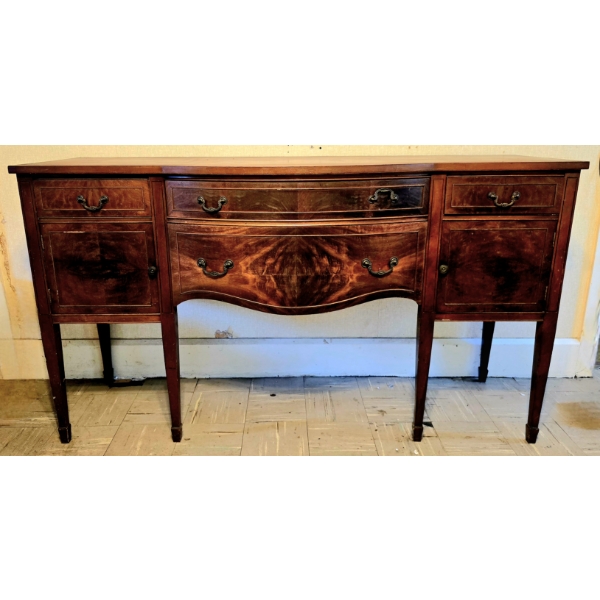 Antique Buffet in Good Condition - 66x23x37