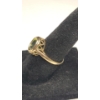 Image 2 : 14K Yellow Gold Ring Featuring Green Peridot In Bezel Setting - Size 6 - Weight: 2.7g
