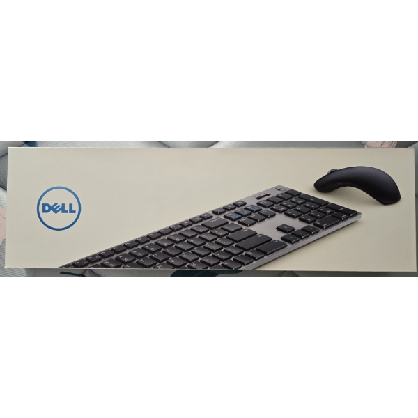 BRAND NEW IN BOX Dell Wireless Keyboard and Mouse