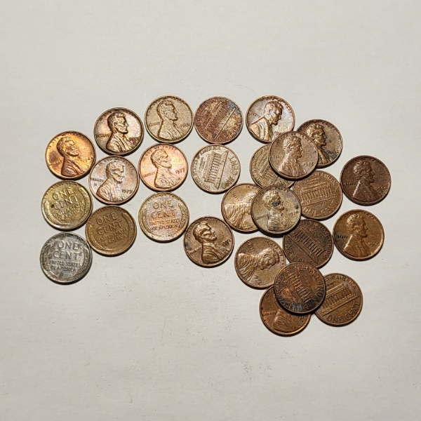 Lot of Assorted Years United States Lincoln Cents Including Wheat, Steel, and Memorial - FV: $0.26 