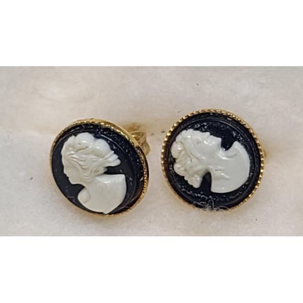 Lovely Vintage Black & White Cameo Earrings 