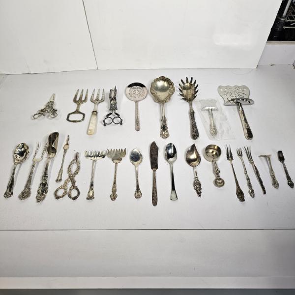 3lb Collection consisting of Antique and Vintage Silverplated Serving Pieces