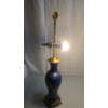 Image 10 : 29" H Hand Painted Chinese Powder Blue Gilt Vase Table Lamp  *Tested, Works*