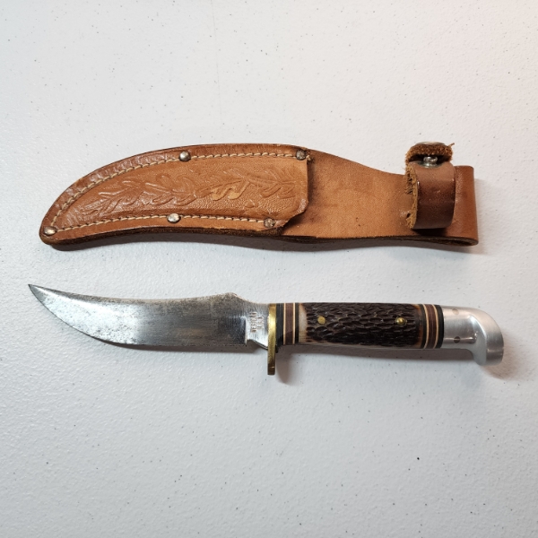 Vintage Western USA Hunting Knife with Case