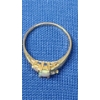 Image 4 : Women's 10K Gold Ring With Iridescent Stone - Size 7 - Weight: 1.5g