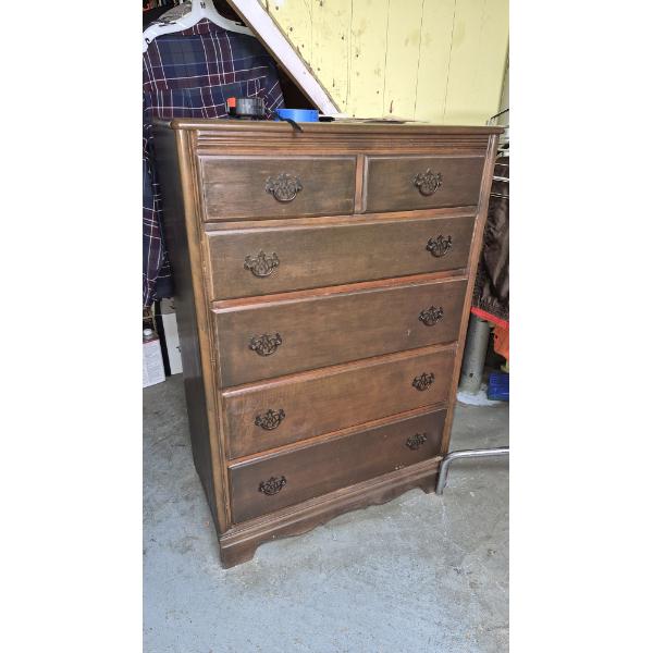 PICKUP IN CANTON - VINTAGE CHEST OF DRAWERS / CABINET 46 X 32 X 20