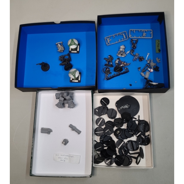 Assorted Warhammer Miniature Parts & Pieces 