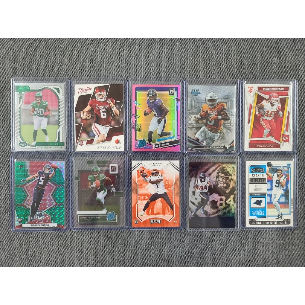10 Assorted Rookie Topps & Panini Football Trading Cards - Near Mint Condition 
