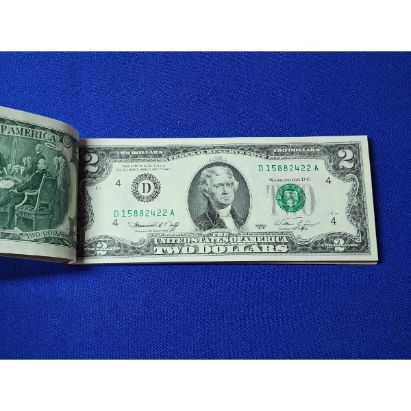 Stack of United States $2 Bills Series 1976 Serial Numbers: 15882410-158882450 FV: $80.00