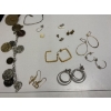 Image 15 : Large lot of costume Jewelry - Includes Heart-Shaped Jewelry Holder - Necklaces - Bracelets 