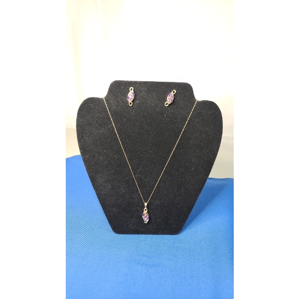 10K Gold 19" Necklace With 10K Gold Infinity Shaped Amethyst Pendant & Matching Earrings-Weight 5.6g