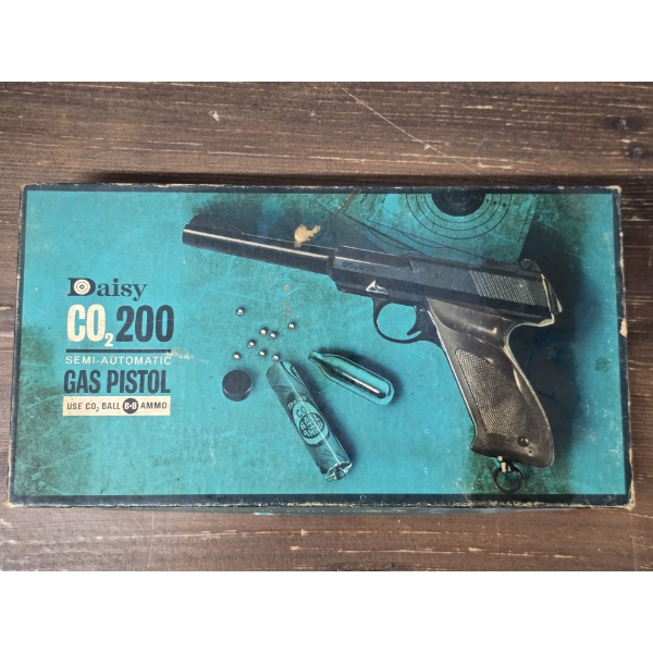 Vintage Daisy CO2-200 Semi Automatic Gas Pistol
