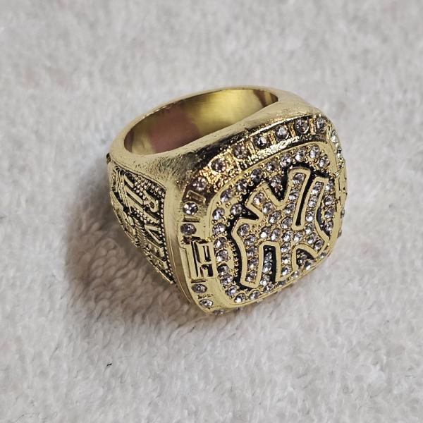 1999 New York Yankees Mariano Rivera #42 MLB World Series Championship Ring, Size 11.5, 43.3g