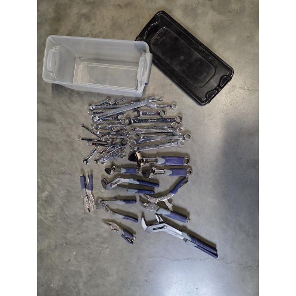 Great Condition Kobalt Hand Tool Group & 7.5 Quart Plastic Storage Container