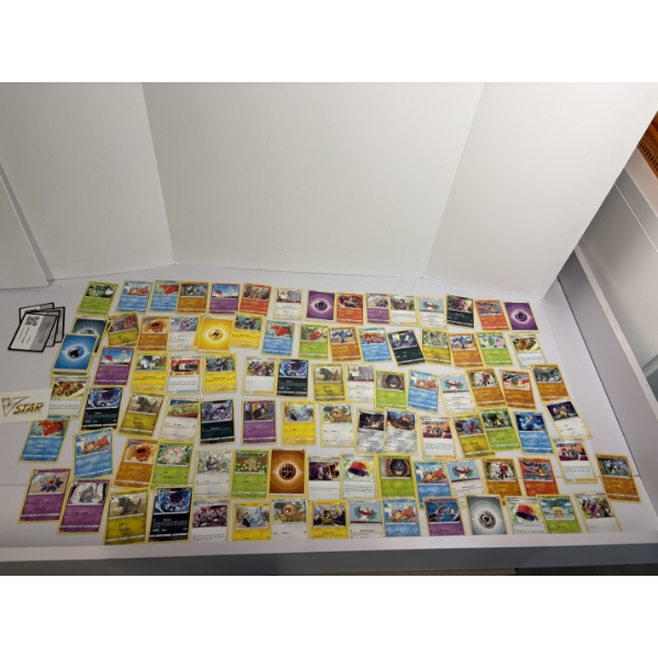 Huge Lot of Pokémon Trading Cards - includes Claydol - Bidoff - Luxio - Etc