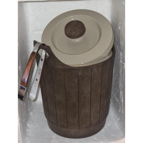 PICKUP IN CANTON - Brand New Rubbermade Vintage Ice Bucket