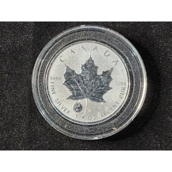 1 Oz .9999 Fine Silver 2016 Maple Leaf Round With Yin-Yang Privy 
