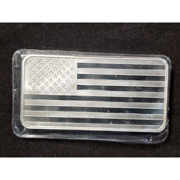 10 Troy Oz 999.9 Fine Silver Bar Featuring American Flag Design