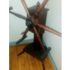 Image 2 : Original Antique 19th Century Yarn Winder In Fine Condition - 30 Inch Diameter Spool