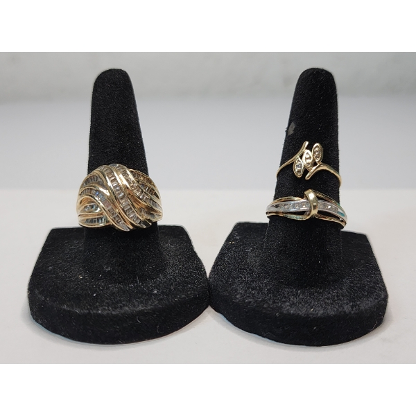 Three Gorgeous 10K Gold Rings with Diamonds - Various Sizes - TW: 8.9g