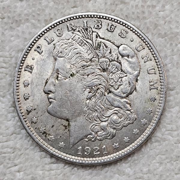 1921 Philadelphia Mint Morgan Heraldic Eagle 90% Silver Dollar Coin