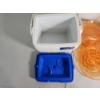 Image 4 : Vintage Coleman Lil' Oscar Cooler & Plastic Plates and Cups Set