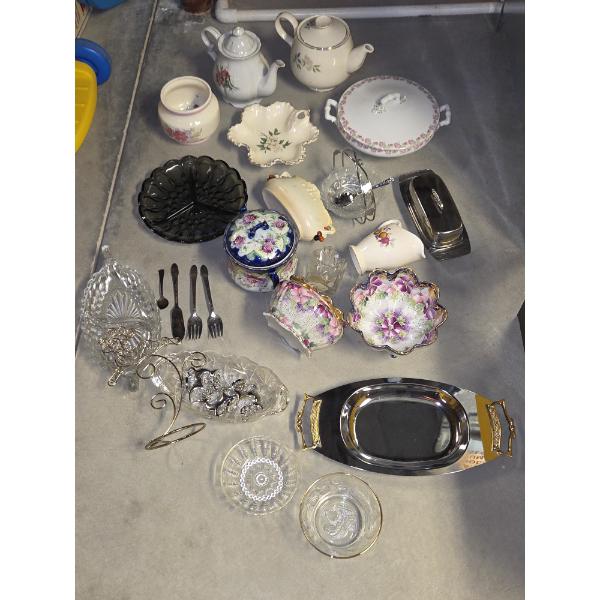 *Pick Up At Mantua Home-No Shipping Available* Vintage Collectable Dishware Including Teapots, Flora