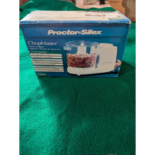 All Brand New! Pyrex Measuring Cups, Humidifier, And Food Chopper