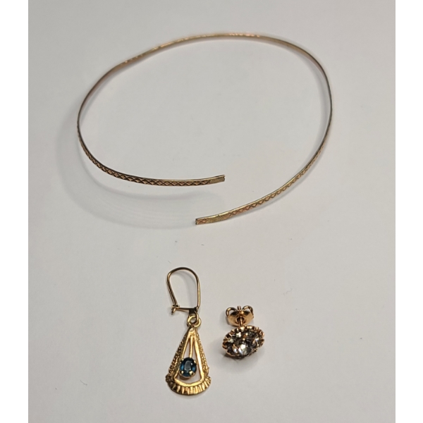 10K Yellow Gold Single Earrings & Bracelet Clipped - Total Weight: 4.1g