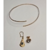 Image 1 : 10K Yellow Gold Single Earrings & Bracelet Clipped - Total Weight: 4.1g