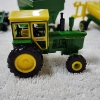 Image 3 : John Deere 4020 Diesel Tractor Toy With Three Accessories 