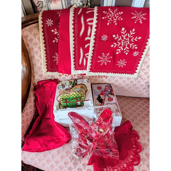 All New Items! 4 Placemats, Climbing Gnome, Tablecloth, & Sleigh Decoration.