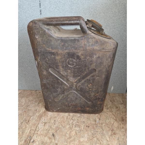 U.S. Vintage 5 Gallon Metal Can With Lid