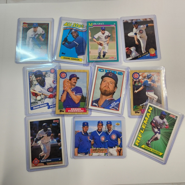 Lot of Assorted Chicago Cubs Baseball Trading Cards
