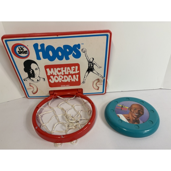 Lil' Sport Michael Jordan Hoops Basketball Hoop & Michael Jordan Frisbee - Fitness fun Challenge 