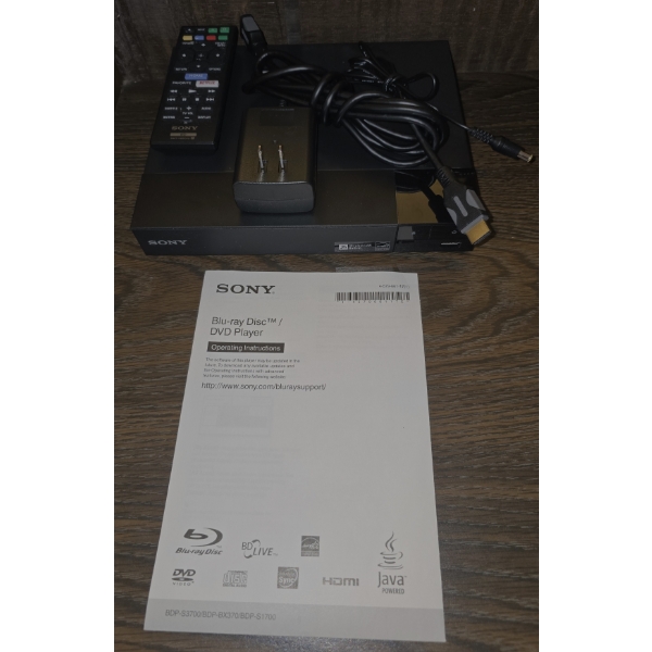 Sony BluRay/DVD Player with Remote and HDMI Cable