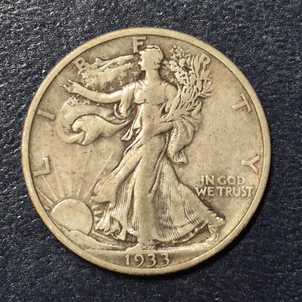 1933 S Walking Liberty Half Dollar (50c Silver - 90%)