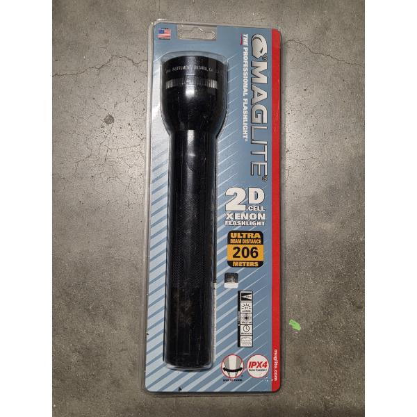 New Maglite Flash Light