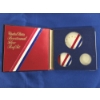 Image 5 : 1776-1976 - S Bicentennial Silver 3 Coin Proof Set - With Folding Case