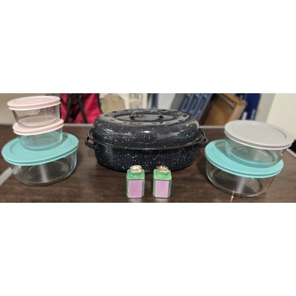 5pc Set of Pyrex Food Storage, Mini Roaster Pan and Japanese Salt & Pepper Shakers