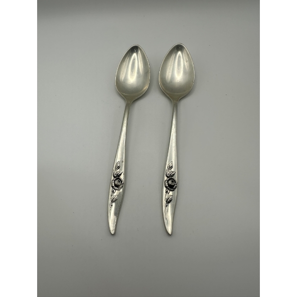 Oneida Heirloom Sterling Silver Spoons - 61.8 Grams