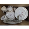 Image 4 : Vintage Glassware Collection Including Large Milk Glass Group, Plates, Bowls, Fruit Bowls