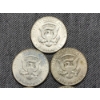 Image 6 : 5 Assorted 40% Silver Kennedy Half Dollars - $2.50 Face Value 