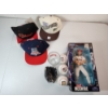 Image 2 : Sports Collectibles: Mark McGwire Figure, 3 Baseballs, Mini Glove, Glass, and Hats (Tote Included) 
