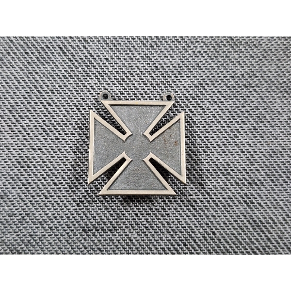 Sterling Silver Iron Cross Medal Weighing 8.6 Grams